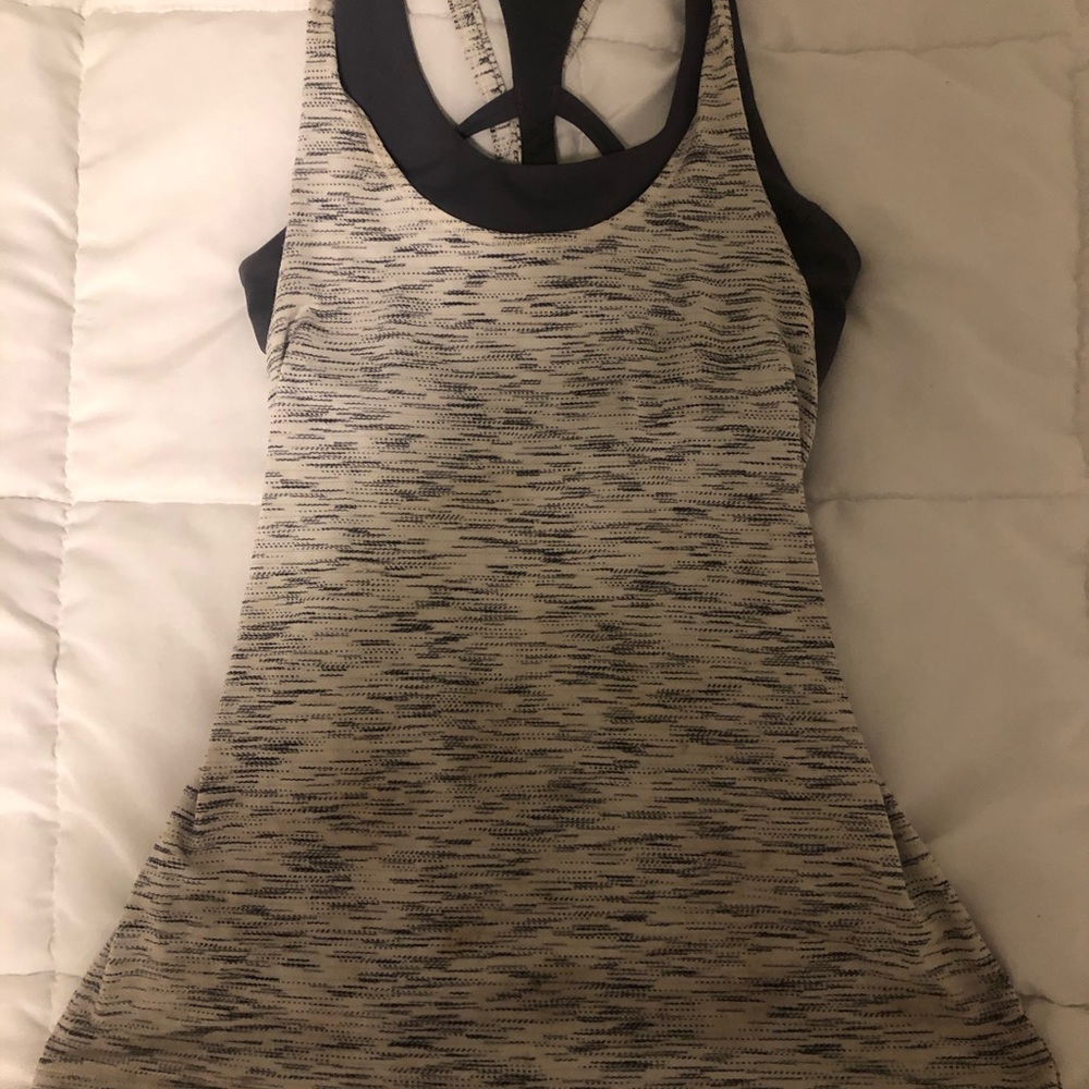 Lululemon tank top
